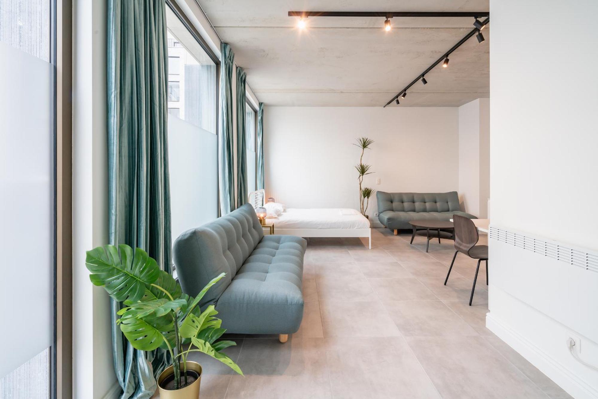 Opera Square Apartments In Antwerp Centre Екстериор снимка